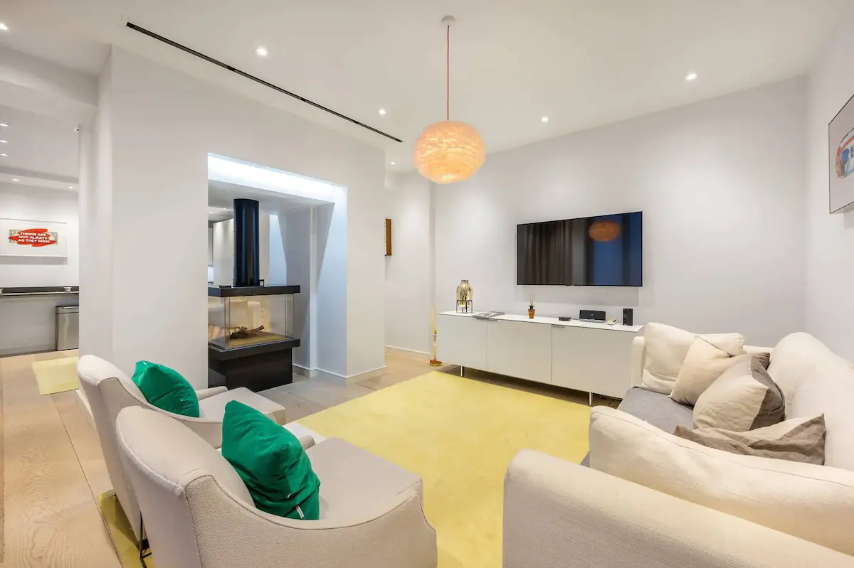 Mayfair property management, London: living room