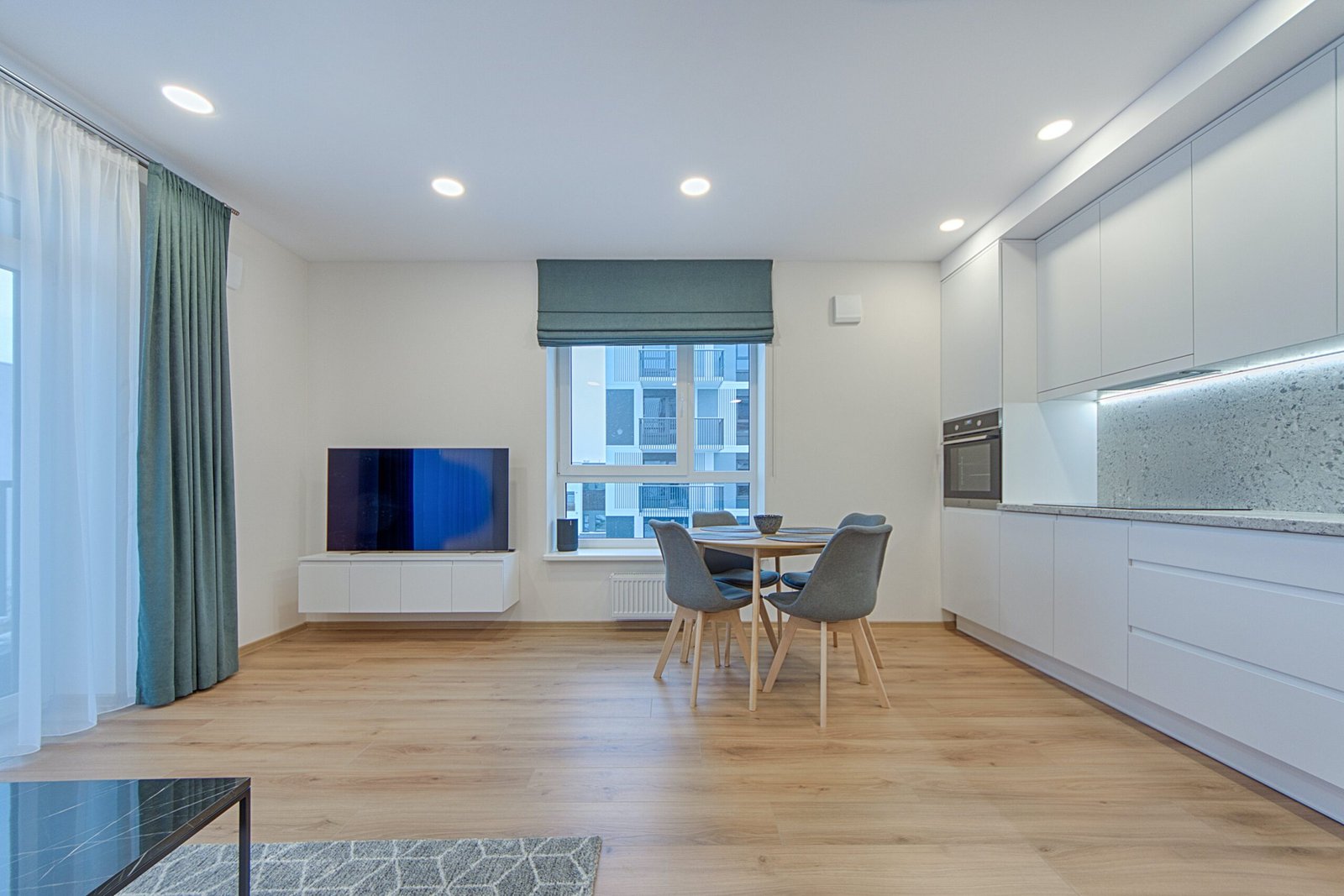 St John's Wood property management, London: dining area