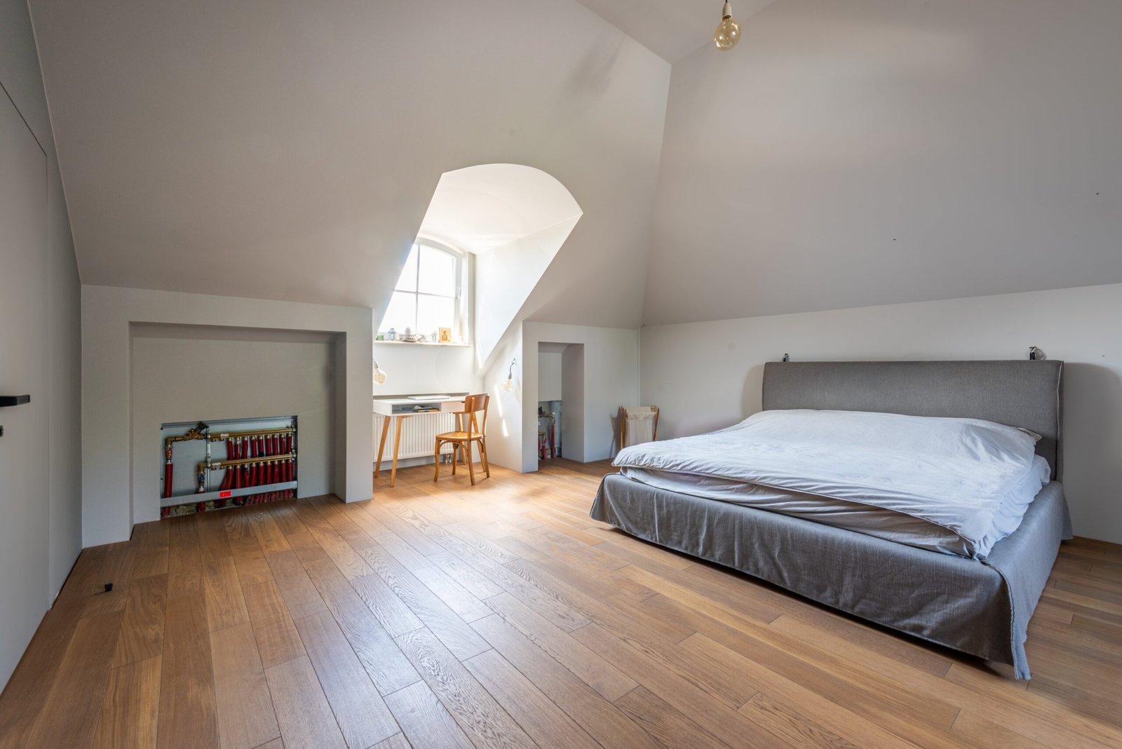 Chelsea property management, London: bedroom